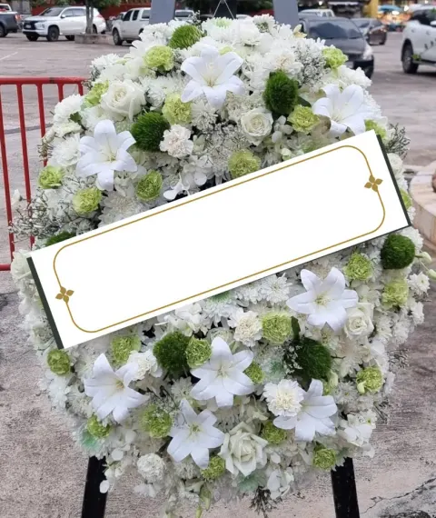 พวงหรีดลิลลี่ โทนขาวเขียว
