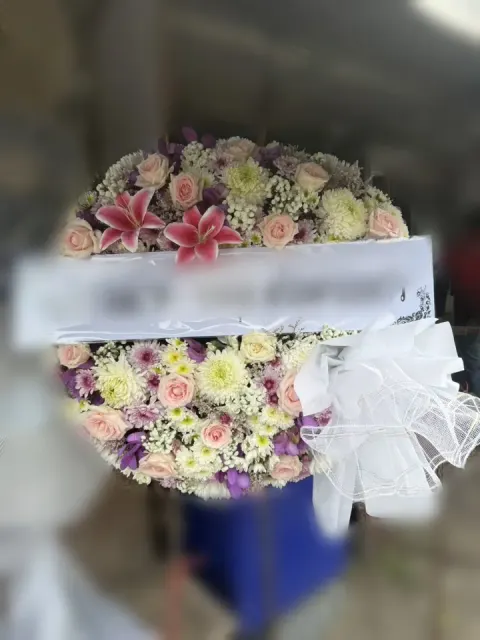 พวงหรีดลิลลี่ โทนชมพูขาวม่วง