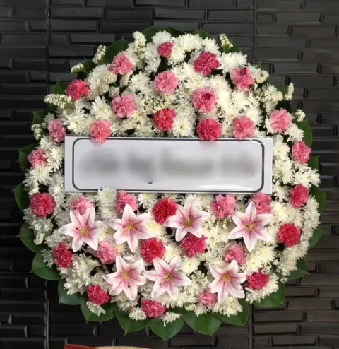 พวงหรีดลิลลี่ โทนชมพูขาว