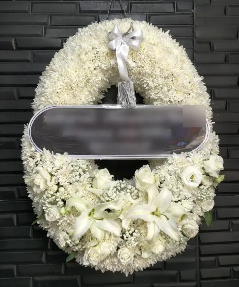 พวงหรีดลิลลี่ โทนขาวล้วน