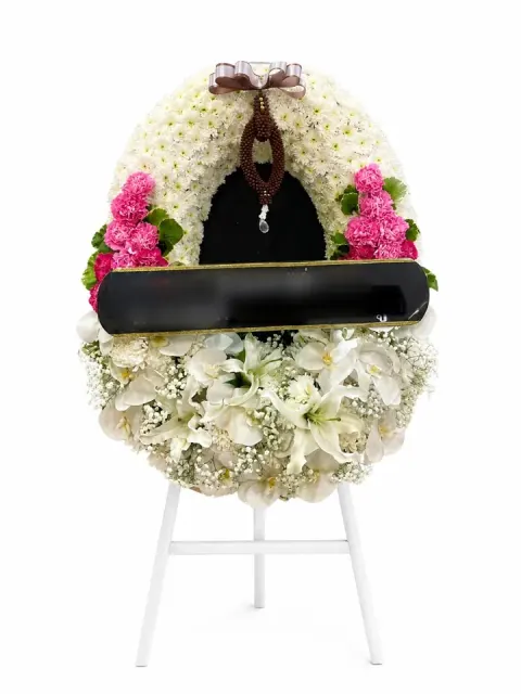 พวงหรีดกล้วยไม้ โทนขาวชมพู