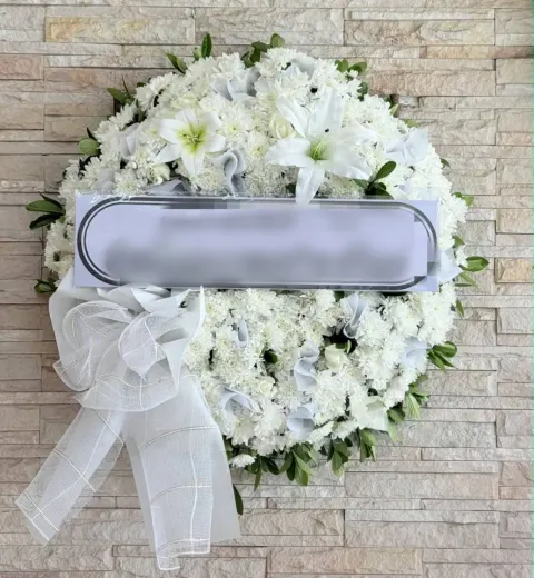 พวงหรีดลิลลี่ โทนขาวล้วน