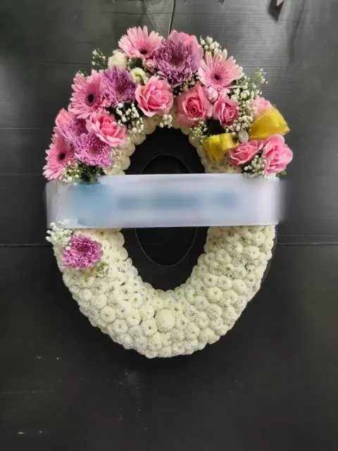 พวงหรีดกุหลาบ โทนขาวชมพู