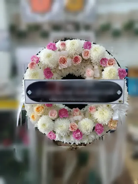 พวงหรีดกุหลาบ โทนชมพูขาว