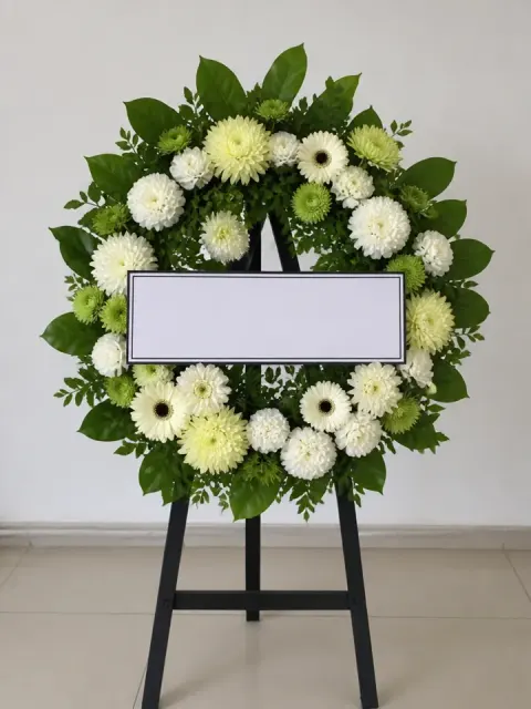 พวงหรีดเบญจมาศ โทนขาวเขียว