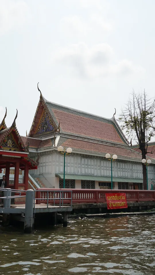 อุโบสถวัดอินทาราม เขตธนบุรี กรุงเทพมหานคร