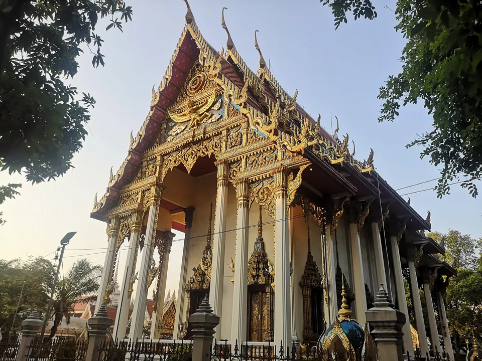 วิหารวัดพระไกรสีห์ เขตบางกะปิ กรุงเทพมหานคร