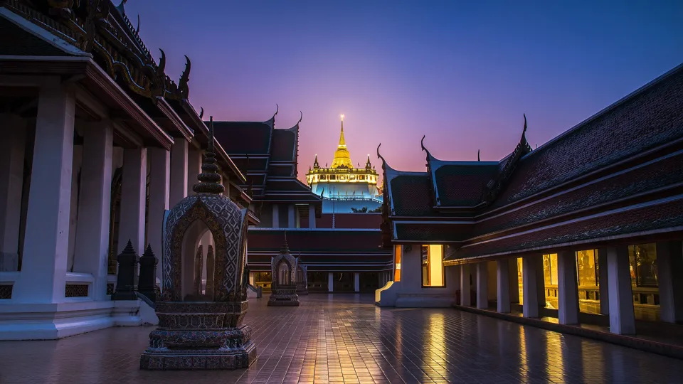 บริเวณวัดสระเกศ เขตป้อมปราบศัตรูพ่าย กรุงเทพมหานคร