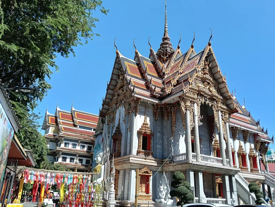 วิหารวัดสุทธิวราราม เขตสาทร กรุงเทพมหานคร